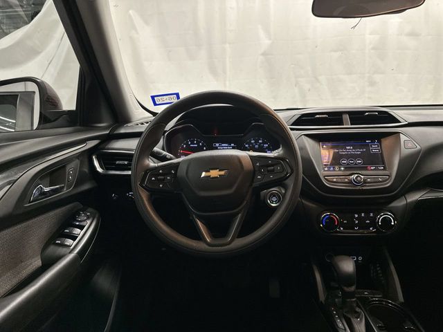 Thumbnail: 2023 Chevrolet TrailBlazer - 6