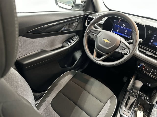 Thumbnail: 2025 Chevrolet TrailBlazer - 2