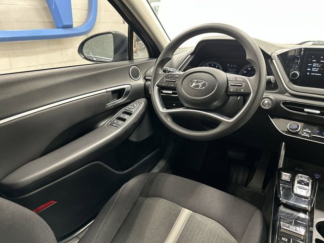 Thumbnail: 2023 Hyundai Sonata - 2
