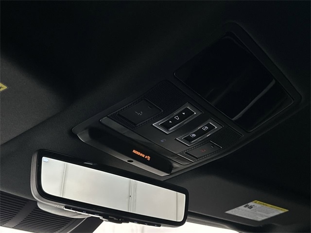 2023 Land Rover Defender 110 25