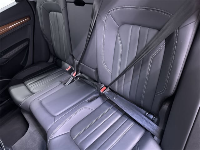 2023 Audi Q5 Premium Plus 8