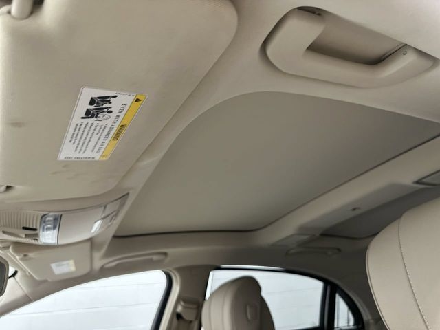Thumbnail: 2015 Mercedes-Benz S-Class - 31