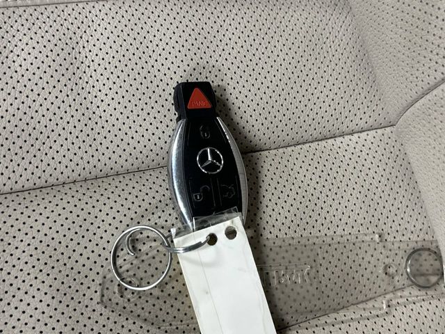 Thumbnail: 2015 Mercedes-Benz S-Class - 12