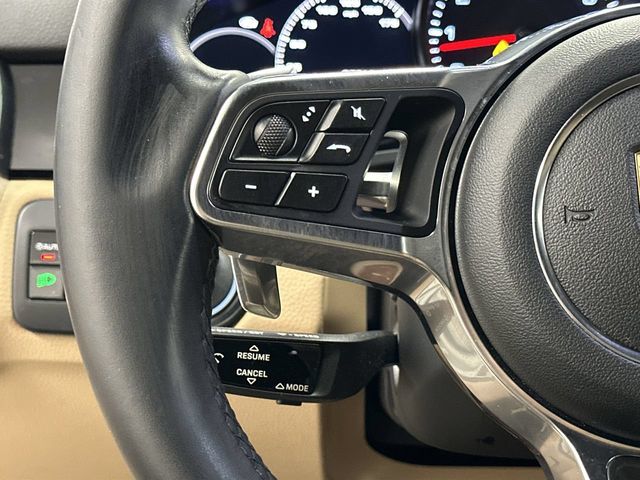 Thumbnail: 2019 Porsche Cayenne - 23
