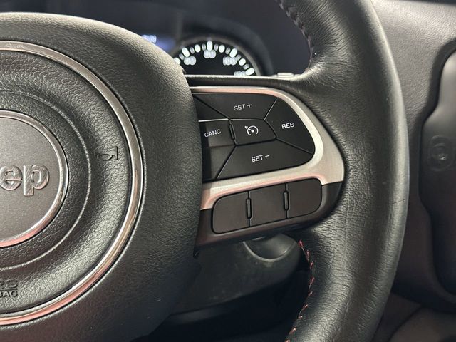 Thumbnail: 2021 Jeep Renegade - 23