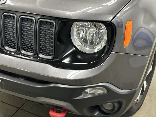 Thumbnail: 2021 Jeep Renegade - 32