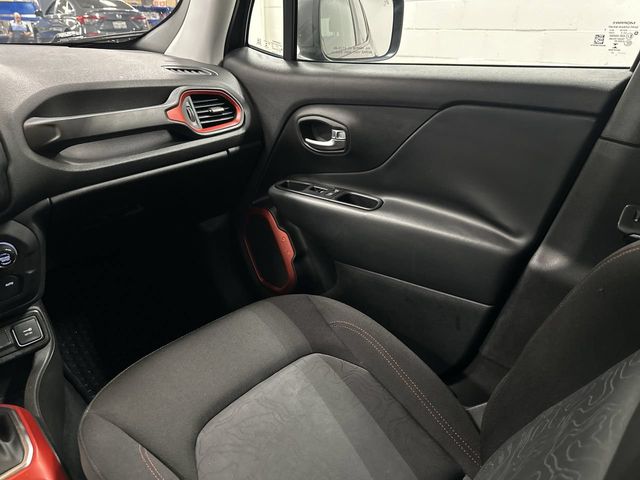 Thumbnail: 2021 Jeep Renegade - 20
