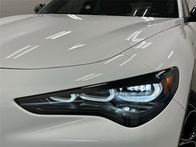 Thumbnail: 2024 Alfa Romeo Stelvio - 33