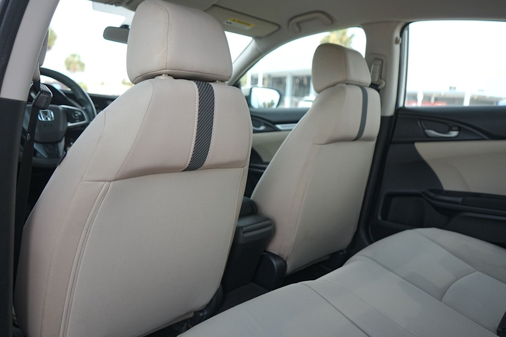Thumbnail: 2016 Honda Civic - 13