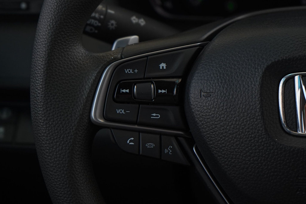 Thumbnail: 2021 Honda Insight - 23
