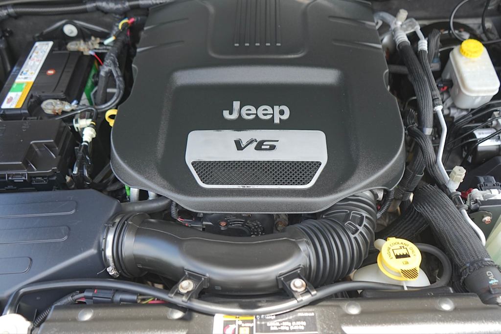 Thumbnail: 2017 Jeep Wrangler - 8