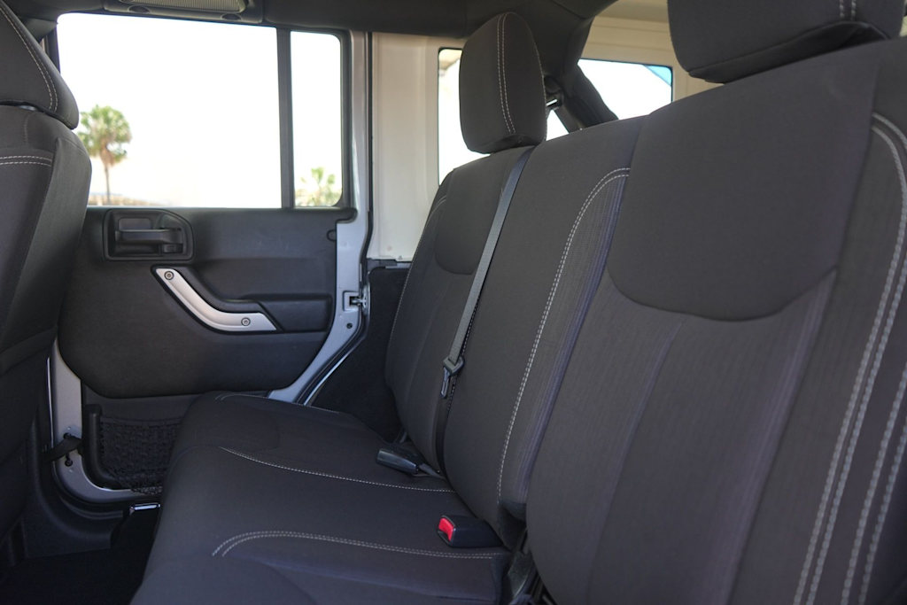 Thumbnail: 2017 Jeep Wrangler - 22