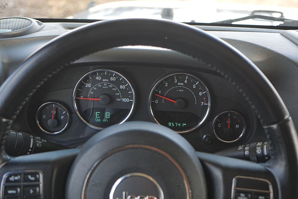 Thumbnail: 2017 Jeep Wrangler - 16