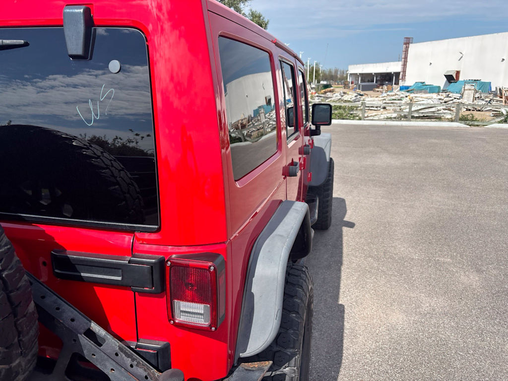 Thumbnail: 2017 Jeep Wrangler - 34