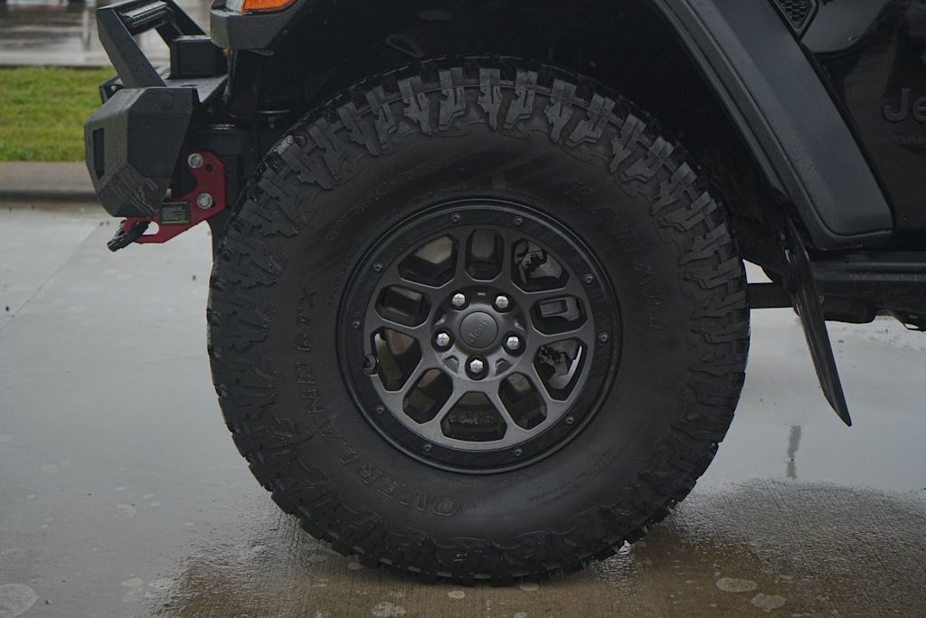 Thumbnail: 2023 Jeep Wrangler - 8