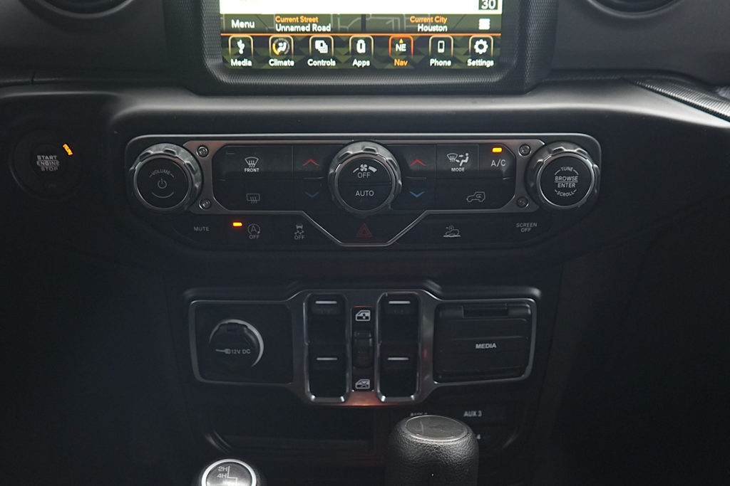 Thumbnail: 2023 Jeep Wrangler - 26