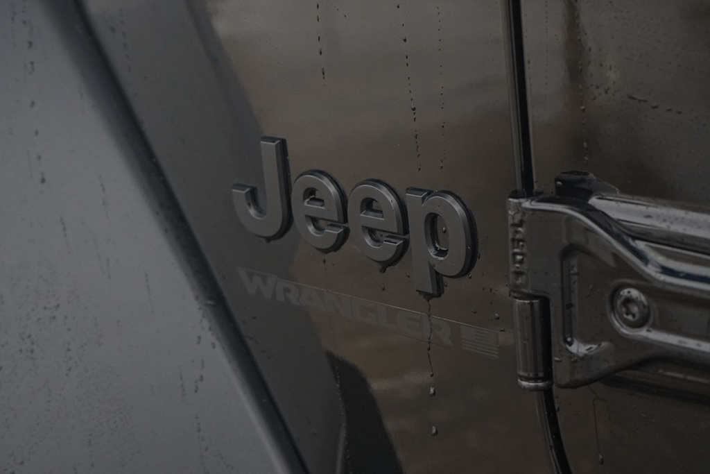 Thumbnail: 2023 Jeep Wrangler - 7
