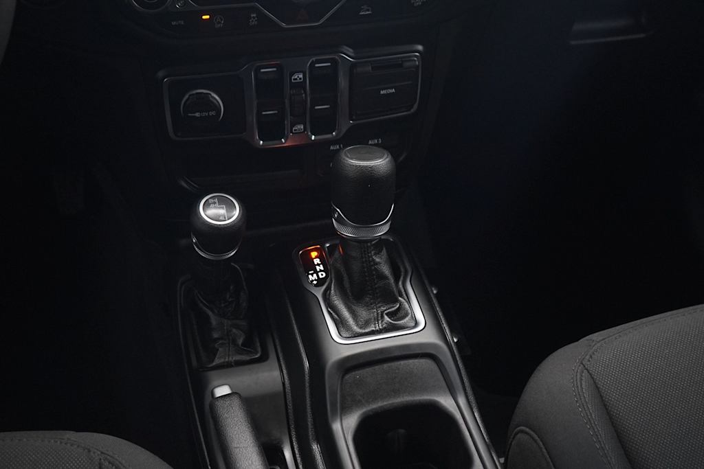 Thumbnail: 2023 Jeep Wrangler - 16