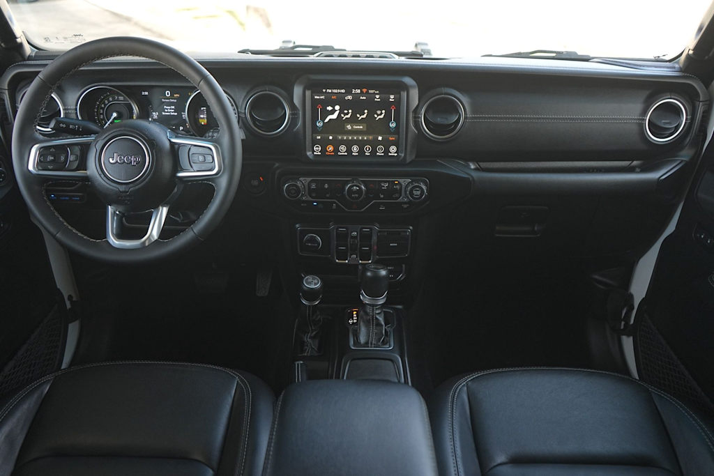 Thumbnail: 2023 Jeep Wrangler - 10
