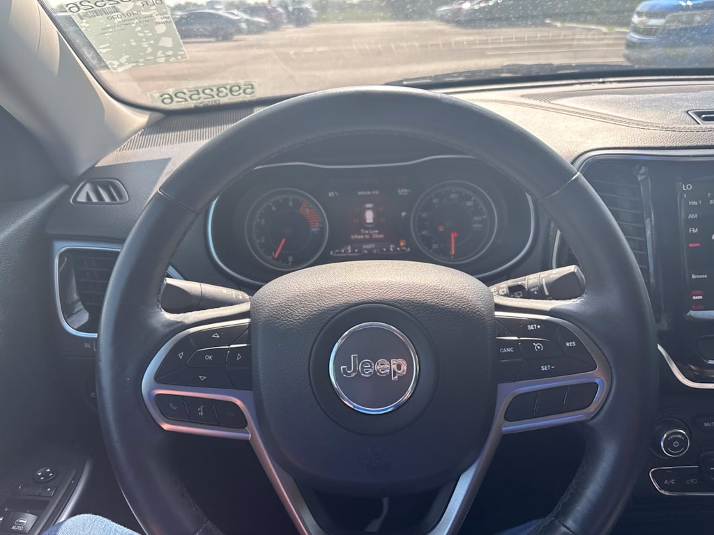 Thumbnail: 2019 Jeep Cherokee - 2