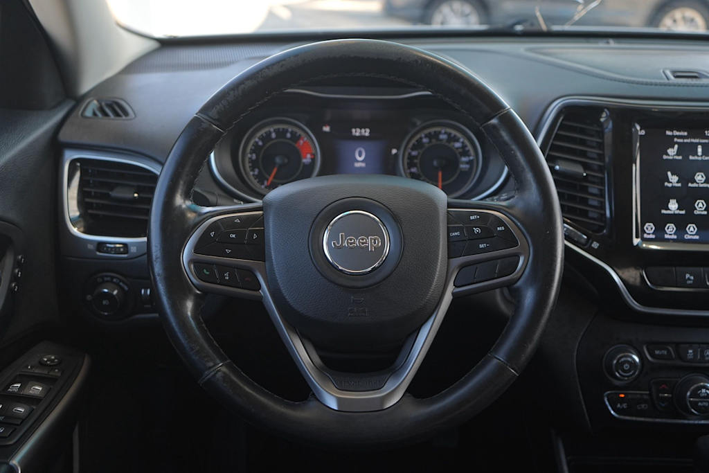 Thumbnail: 2019 Jeep Cherokee - 13