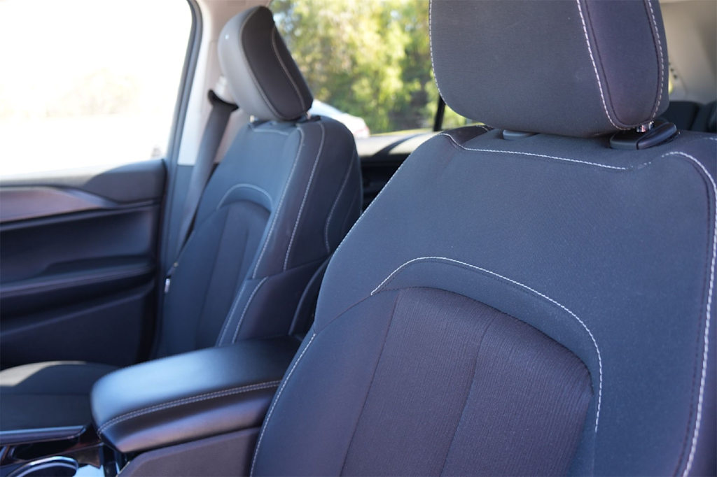 Thumbnail: 2023 Jeep Grand Cherokee - 12