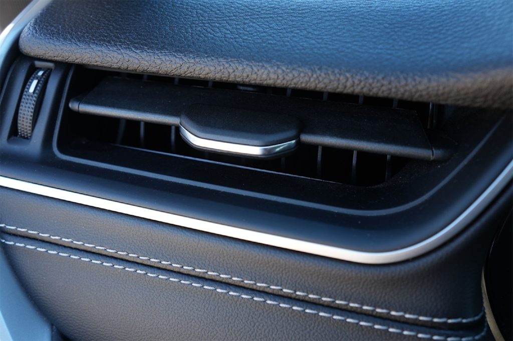 Thumbnail: 2023 Jeep Grand Cherokee - 29