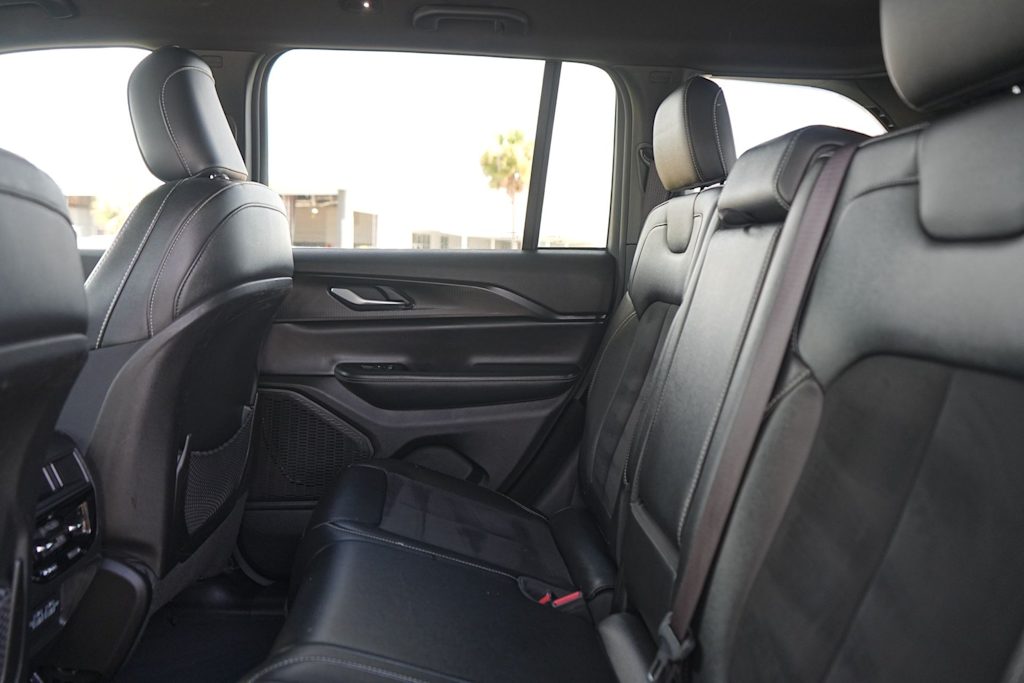 Thumbnail: 2024 Jeep Grand Cherokee - 22