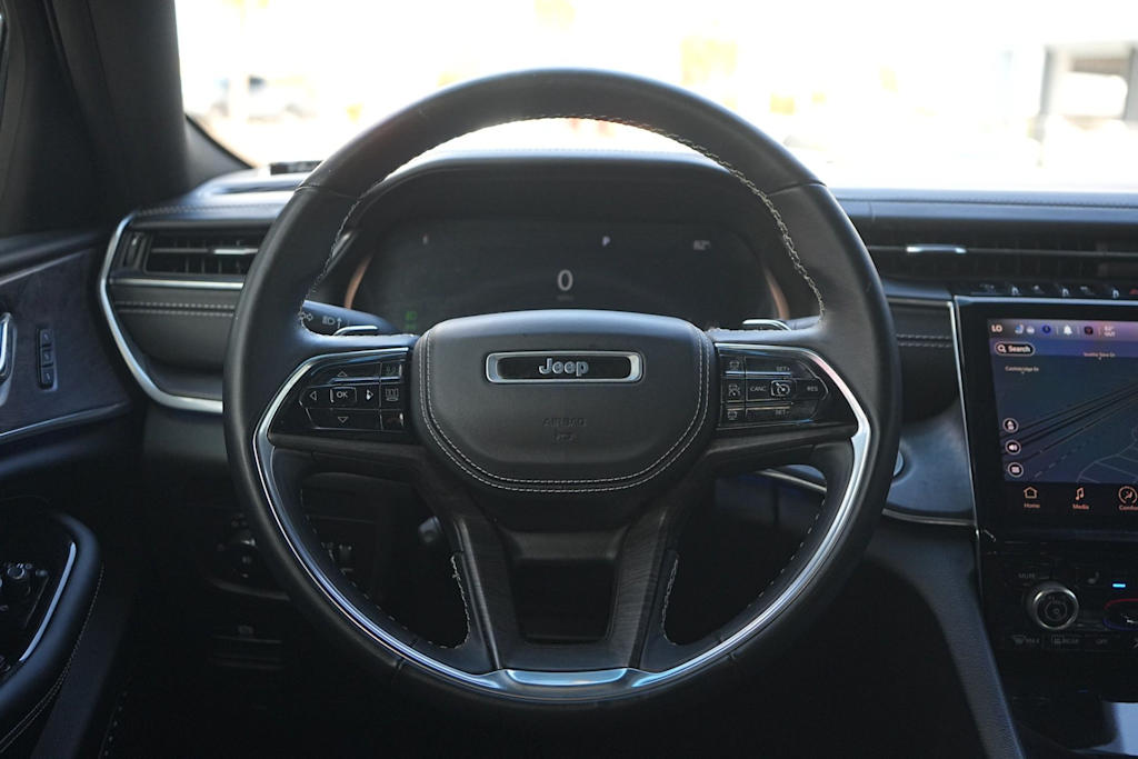 Thumbnail: 2022 Jeep Grand Cherokee L - 14