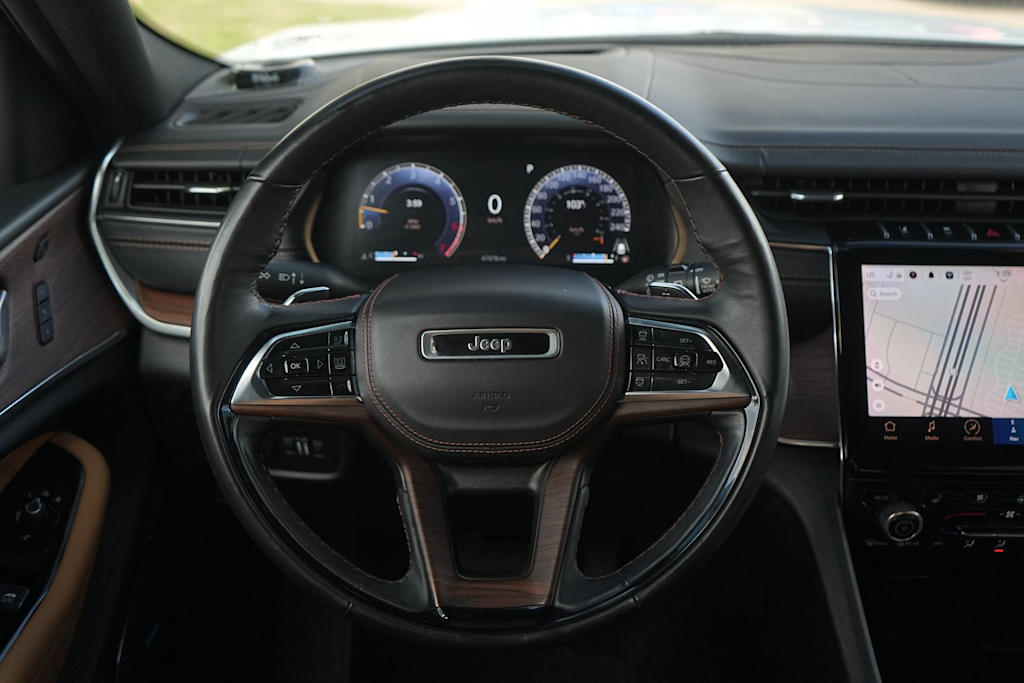 Thumbnail: 2023 Jeep Grand Cherokee L - 14