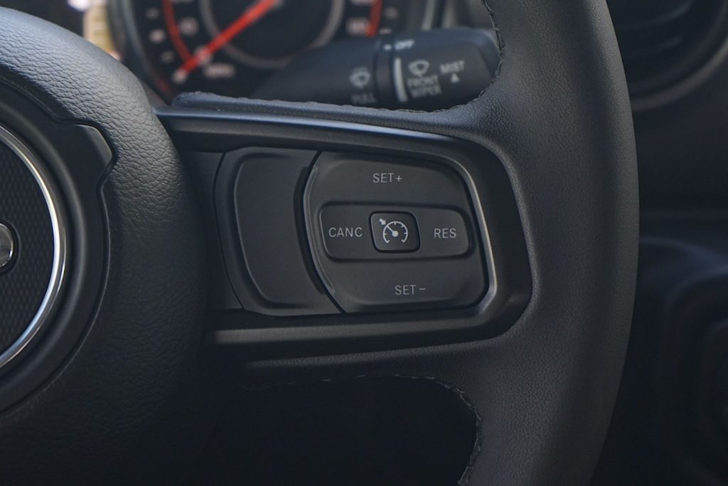 Thumbnail: 2023 Jeep Gladiator - 24