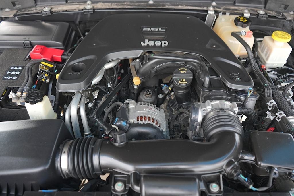 Thumbnail: 2021 Jeep Gladiator - 9
