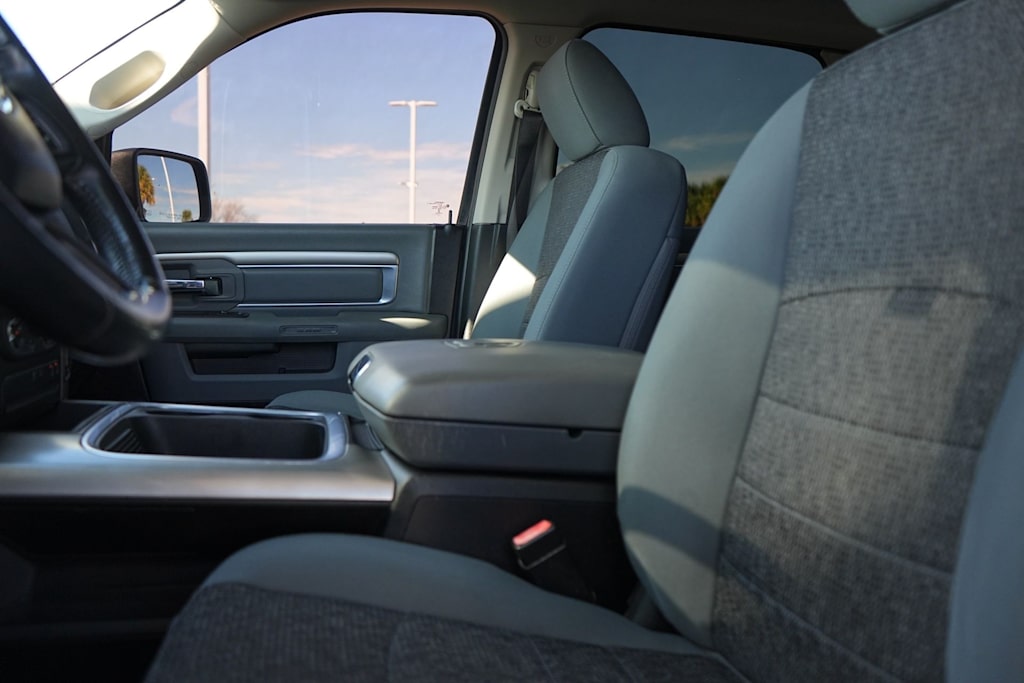 Thumbnail: 2019 RAM 1500 - 11