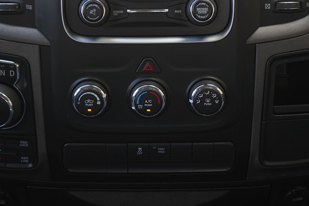 Thumbnail: 2019 RAM 1500 - 24