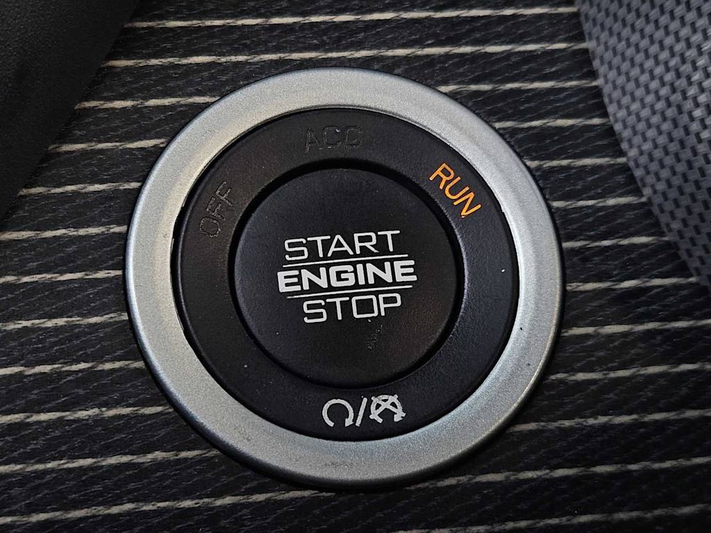 Thumbnail: 2019 RAM 1500 - 25