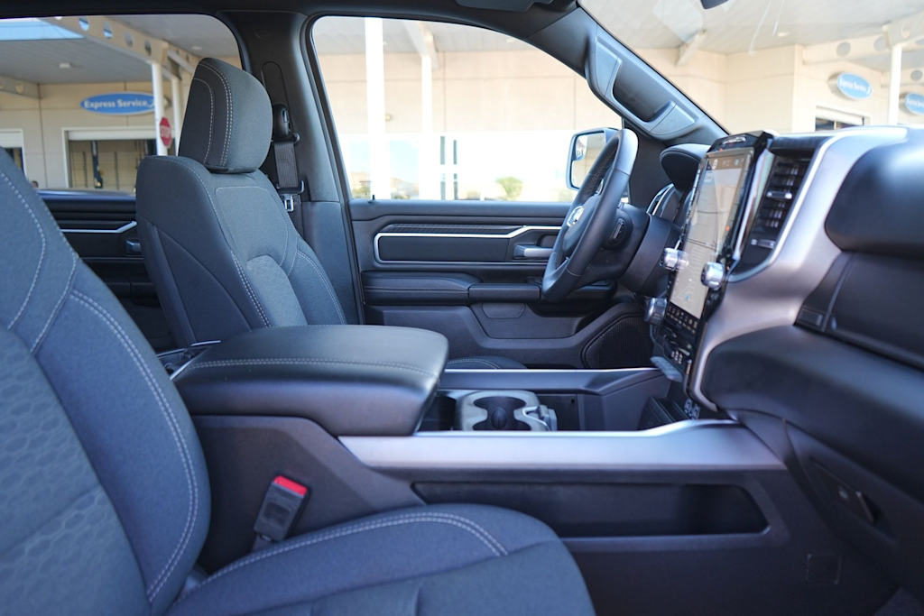 Thumbnail: 2025 RAM 1500 - 11