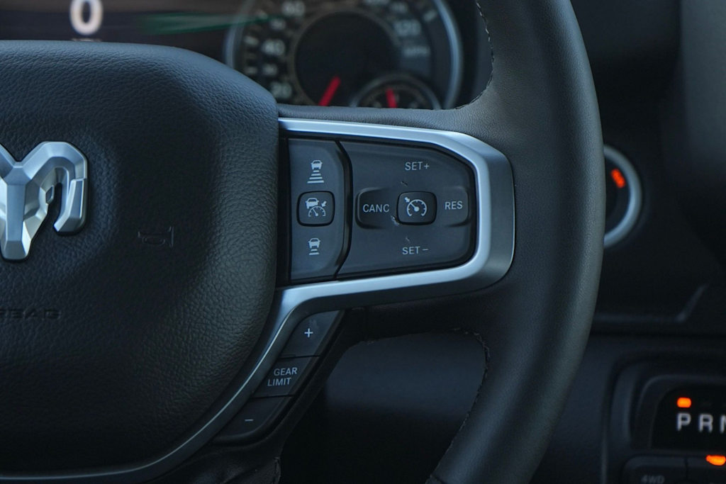 Thumbnail: 2025 RAM 1500 - 22
