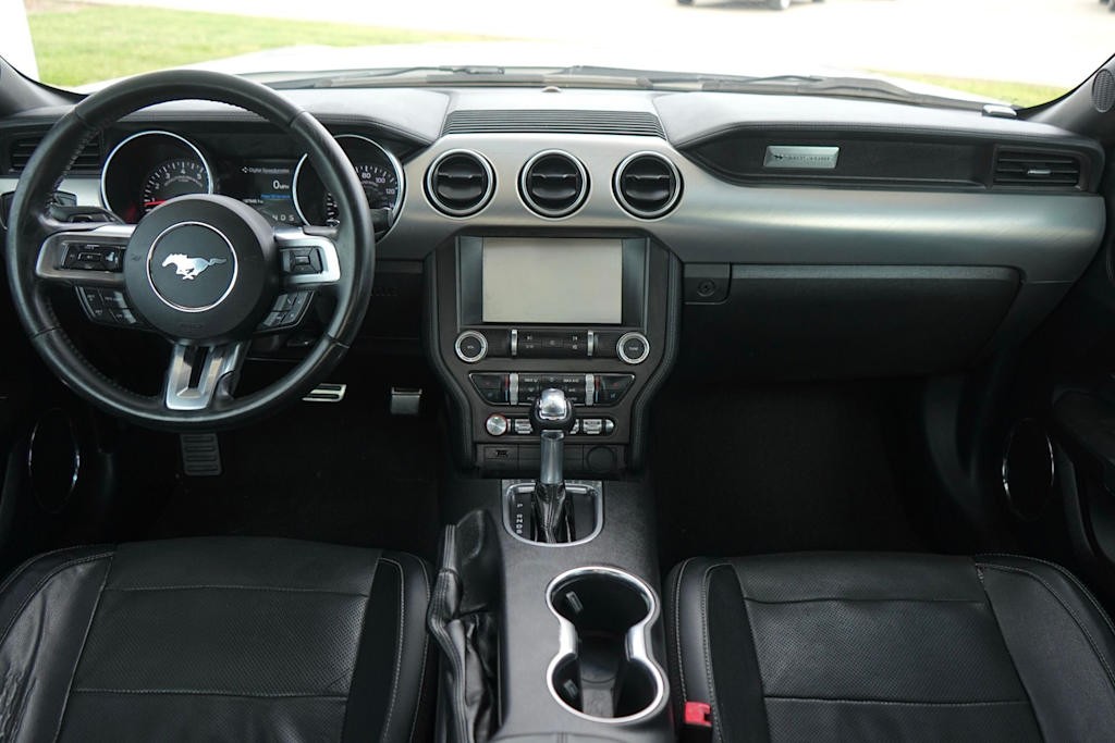 Thumbnail: 2019 Ford Mustang - 10