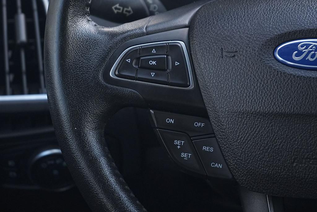 Thumbnail: 2016 Ford Focus - 23