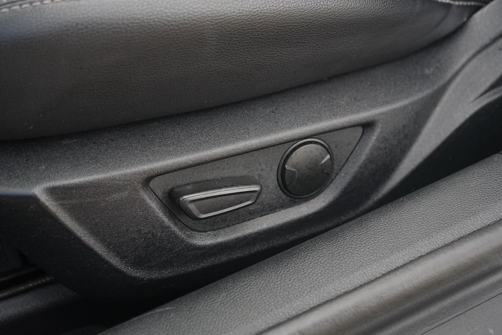 Thumbnail: 2022 Ford Mustang - 21