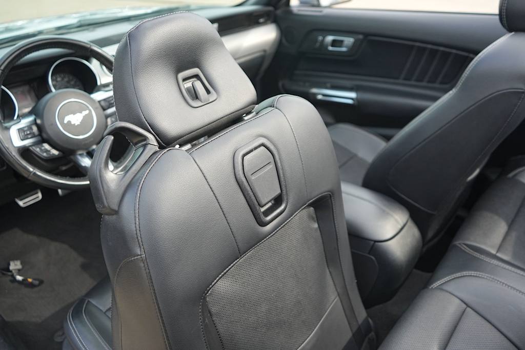 Thumbnail: 2022 Ford Mustang - 12