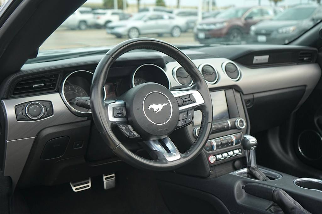 Thumbnail: 2022 Ford Mustang - 2