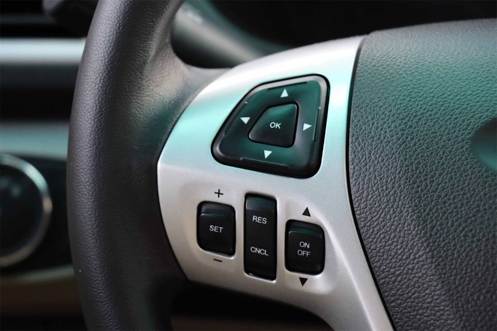Thumbnail: 2014 Ford Explorer - 24