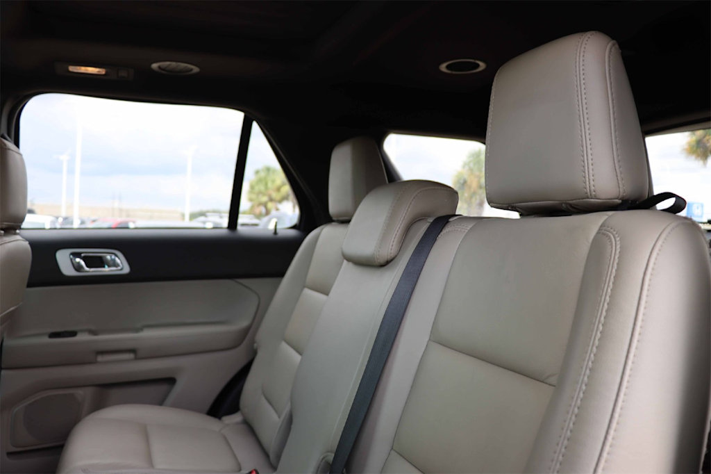 Thumbnail: 2014 Ford Explorer - 13