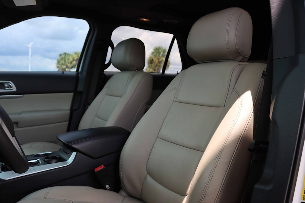 Thumbnail: 2014 Ford Explorer - 11