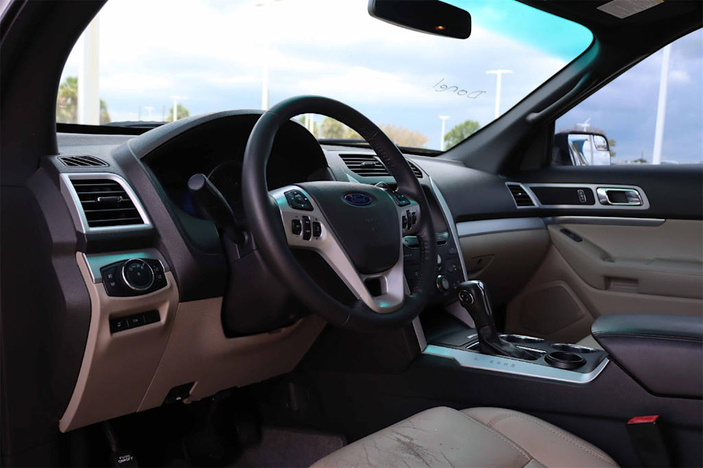 Thumbnail: 2014 Ford Explorer - 2