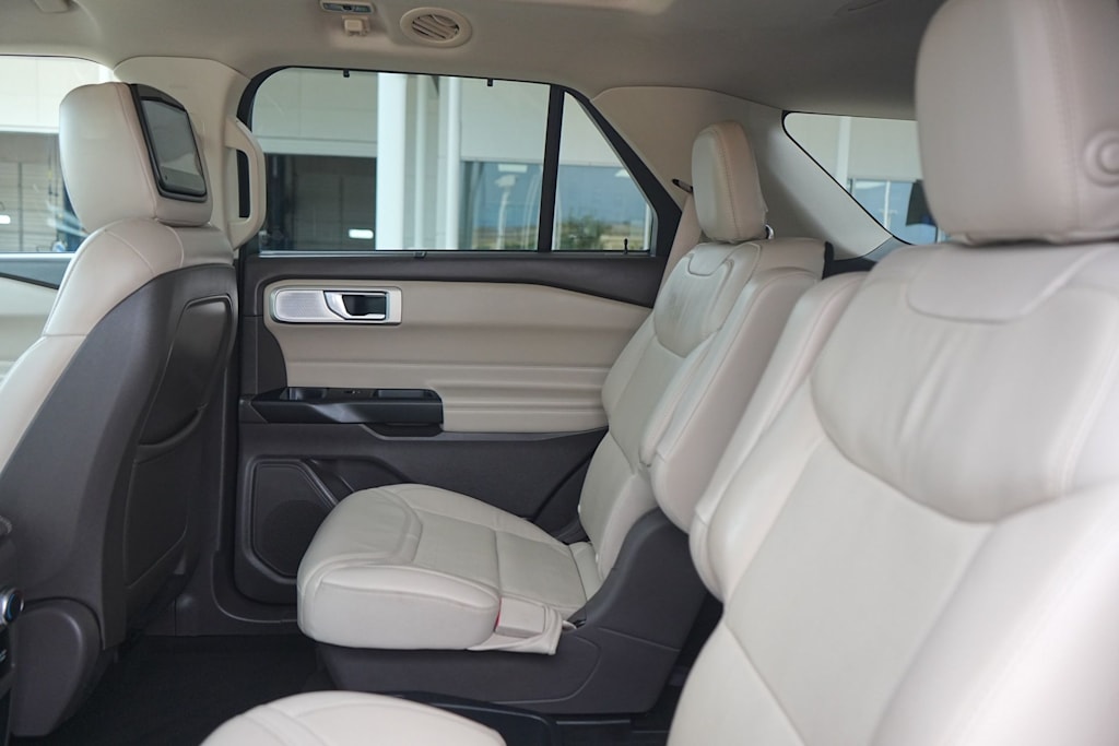 Thumbnail: 2020 Ford Explorer - 22