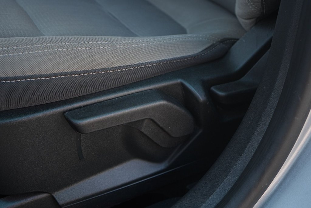 Thumbnail: 2020 Ford Escape - 21