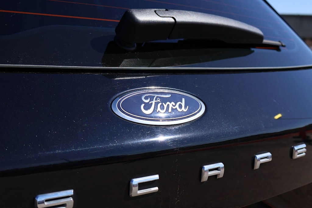 Thumbnail: 2022 Ford Escape - 7
