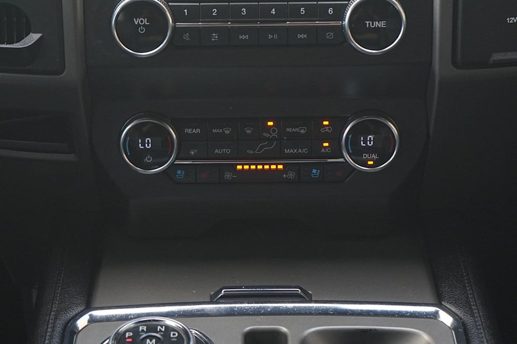 Thumbnail: 2019 Ford Expedition MAX - 25